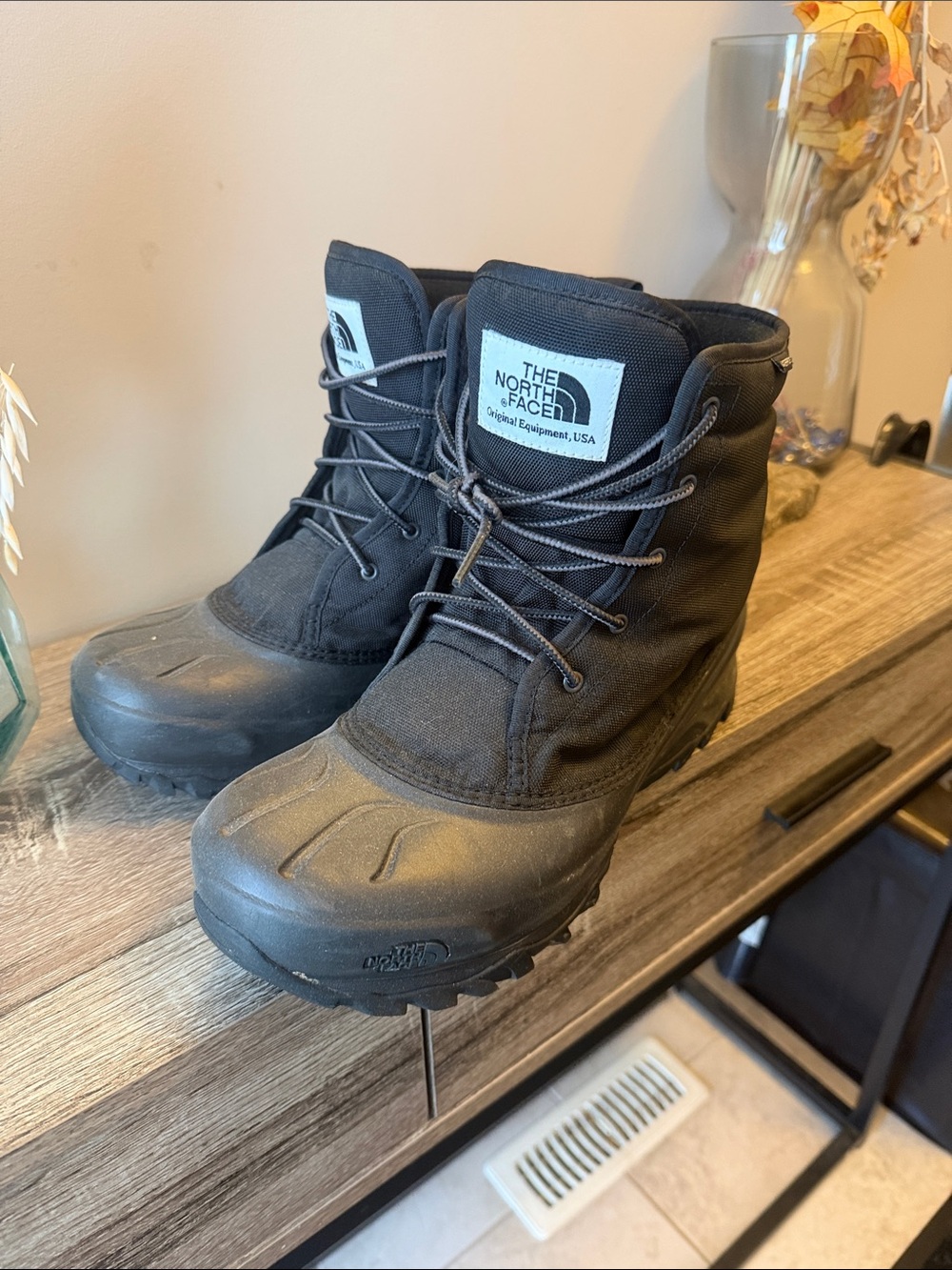 The North Face Kids Black Waterproof Snow Boots